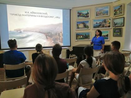 Во время проведения  в Литературно-художественном музее всероссийской акции «Экскурсионный флешмоб»