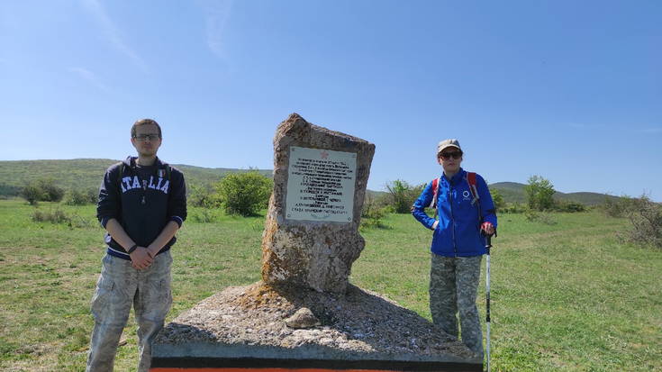 Памятник крымским партизанам, так же носящий название «Гриновский камень»