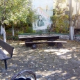 Площадка в саду музея для проведения мероприятий, среди которых особого внимания заслуживает ежегодный Слёт романтиков 'Соранг'.