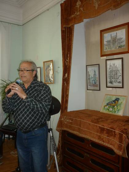 Рустем Халилов дарит свой музыкальный подарок