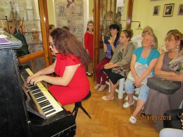 Преподаватели и учащиеся феодосийской  музыкальной школы - фото 3