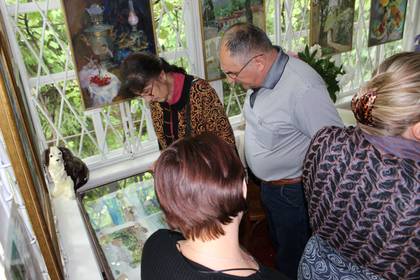 Знакомясь с выставкой, посетители имеют возможность по-новому увидеть Крым и влюбиться в него заново