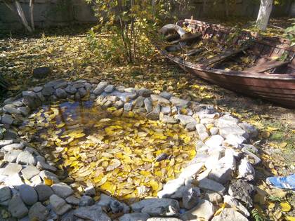 В саду Дома-музея К. Г. Паустовского - "наедине с осенью"
