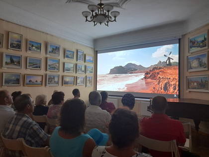 В день рождения Александра Грина все желающие смогли увидеть в новом виртуальном концертном зале Литературно- художественного  музея  знаменитый  художественный фильм «Алые паруса»