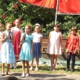 Гостями  красивого праздника стали  учащиеся старокрымских школ под руководством Светланы Хаджипавловой  и Елены Марковой